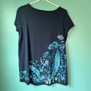 J. Jill Women's Shirt Top Size Medium soft cotton Navy with Teal flower detail